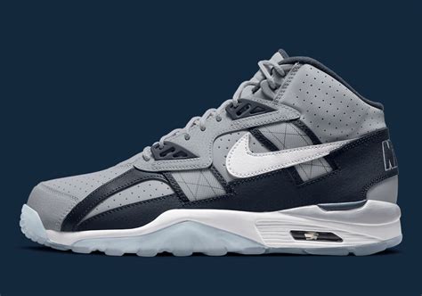 nike air trainer sc high georgetown|air trainer sc high raiders.